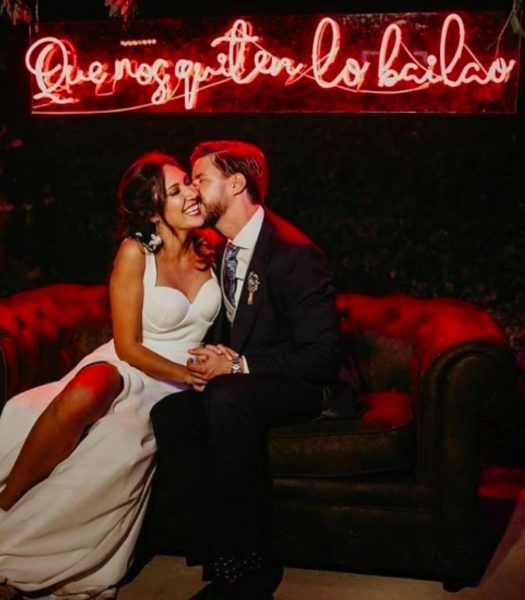 Que nos quiten lo bailao Neon Risbox